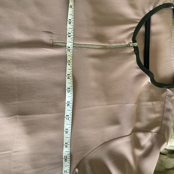 Tunic Top with front zipper & trim detail - Picture 3 of 3